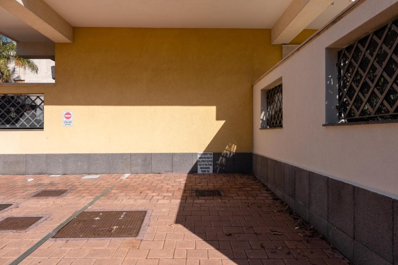Casa Di Alessio A 200 Metri Dal Mare Villa Acireale Luaran gambar