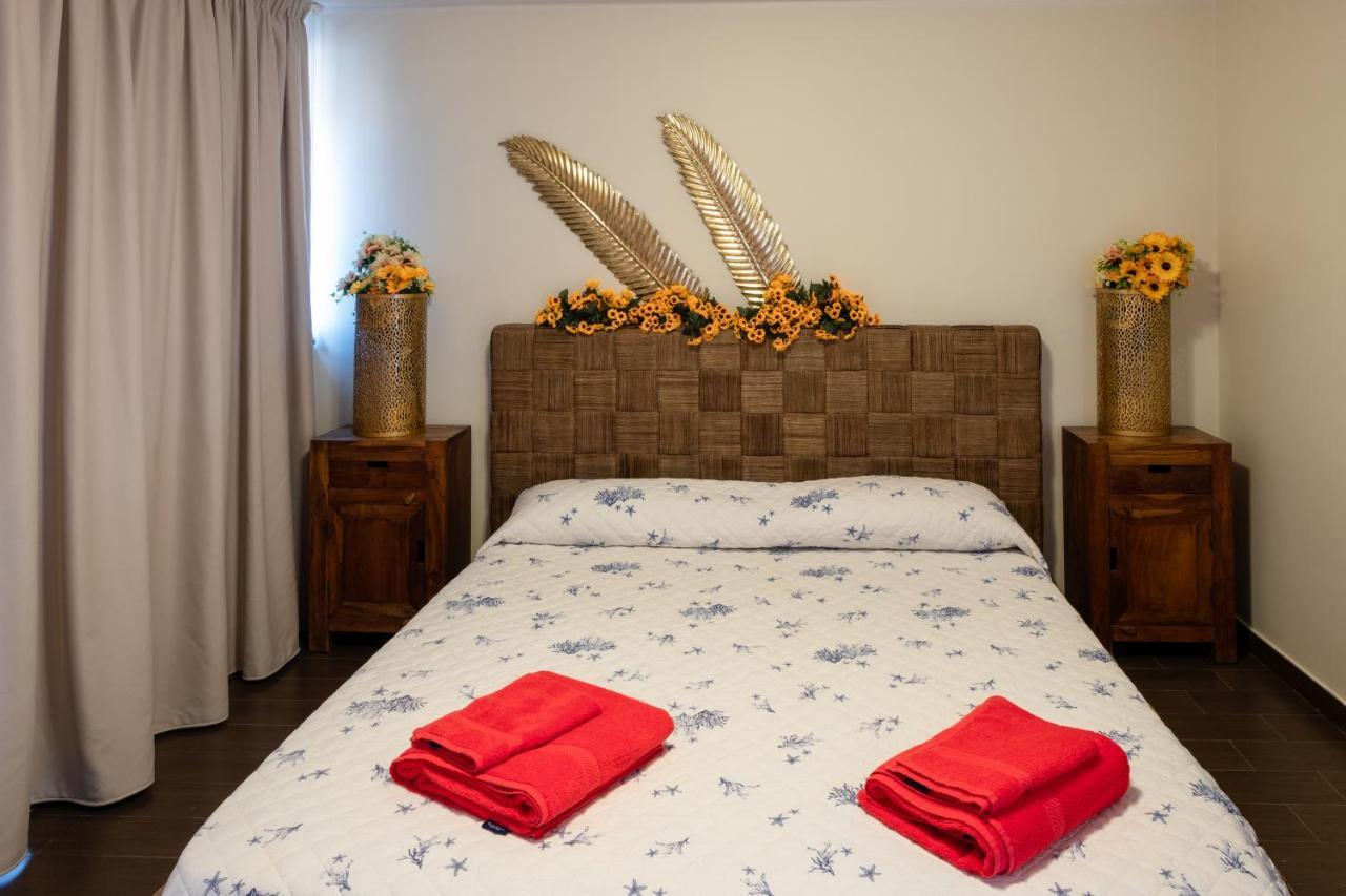 Casa Di Alessio A 200 Metri Dal Mare Villa Acireale Luaran gambar